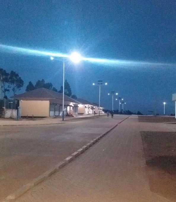 沁阳市非洲科特迪瓦太阳能路灯工程